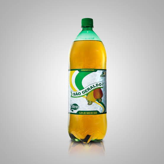 refrigerante_cajuina_sao_geraldo_2l_42db3c52-a9bf-4157-8e96-4e158dcd5f03